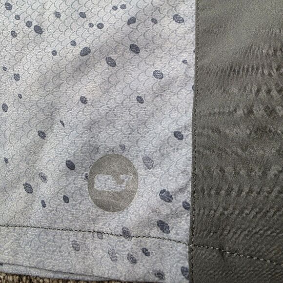 Vineyard Vines Board Shorts Size 32 Drawstring Blue *flaw* Beach Travel - Picture 4 of 9